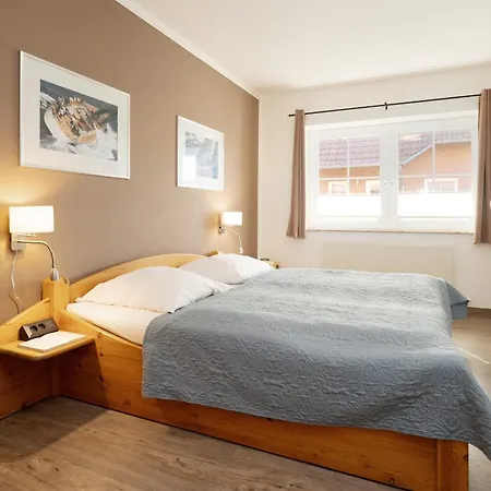 Bargmoehl 7 Inselsonne I * Wulfen auf Fehmarn